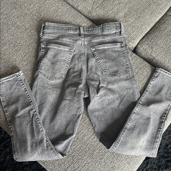 Levi’s - Picture 3 of 5